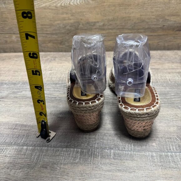 Good Choice Deana Natural Tone Wedge Slide Sandals Women's Size 7.5 - Picture 3 of 7